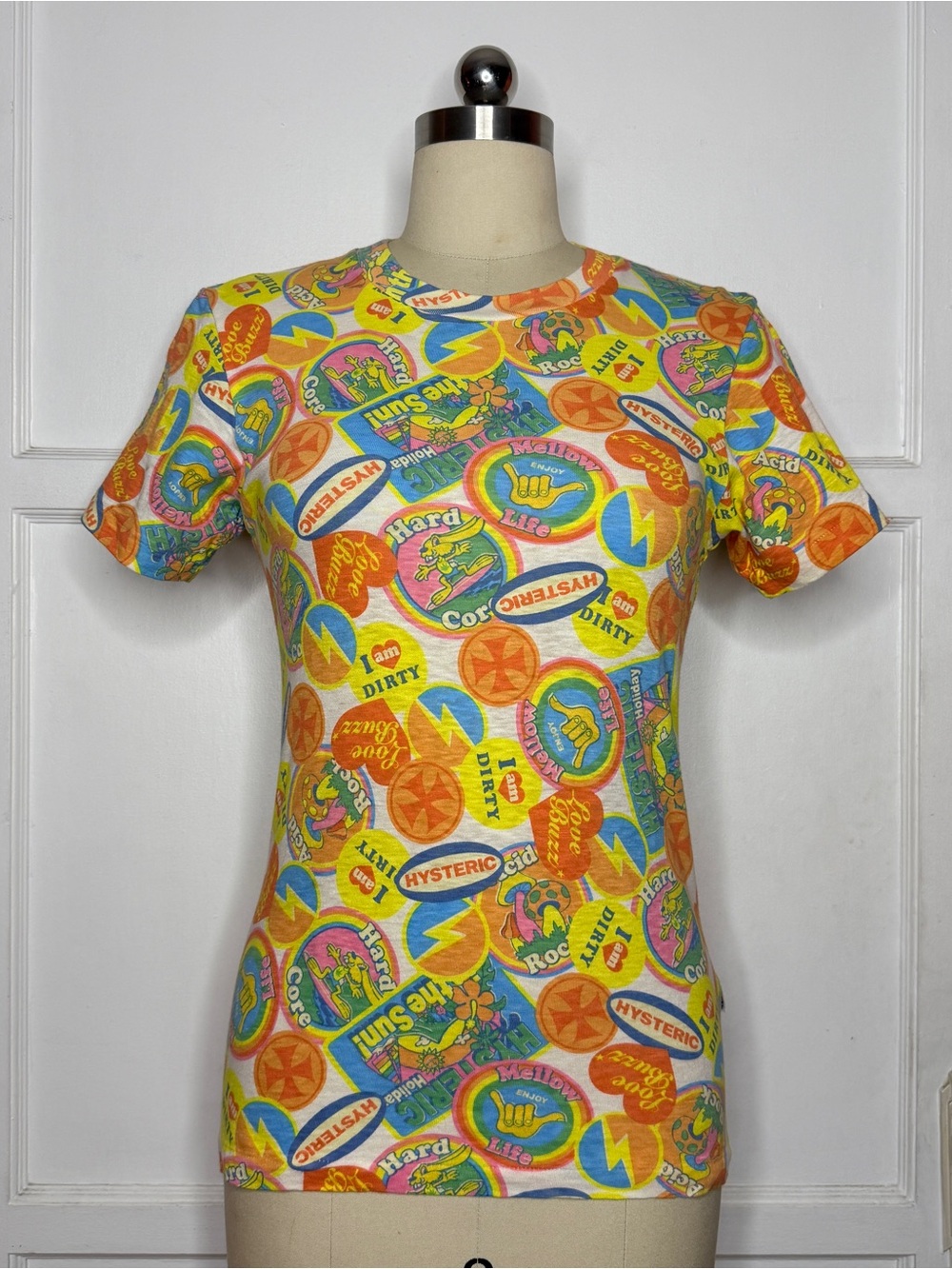 Hysteric Glamour sticker print tee